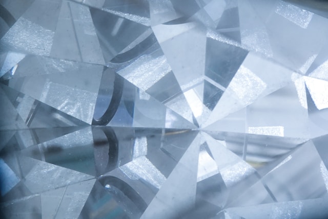 Diamond painting